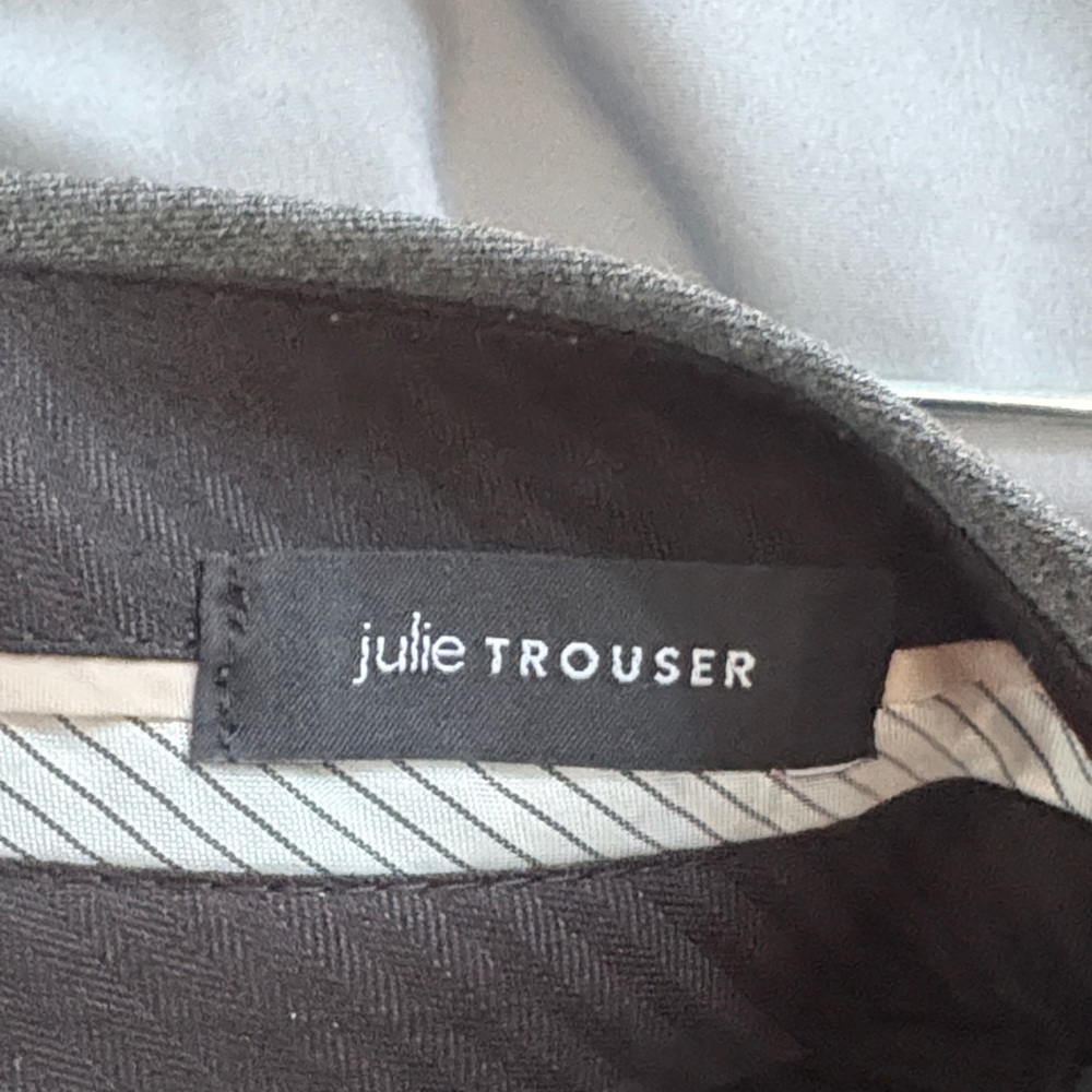 Loft Julie Trousers - Picture 9 of 10